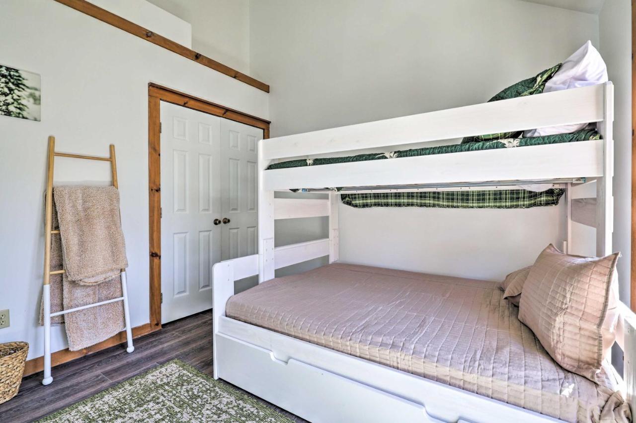 Pocono Retreat, 1 Mi To State Park And Ski Access! Tannersville Exterior photo
